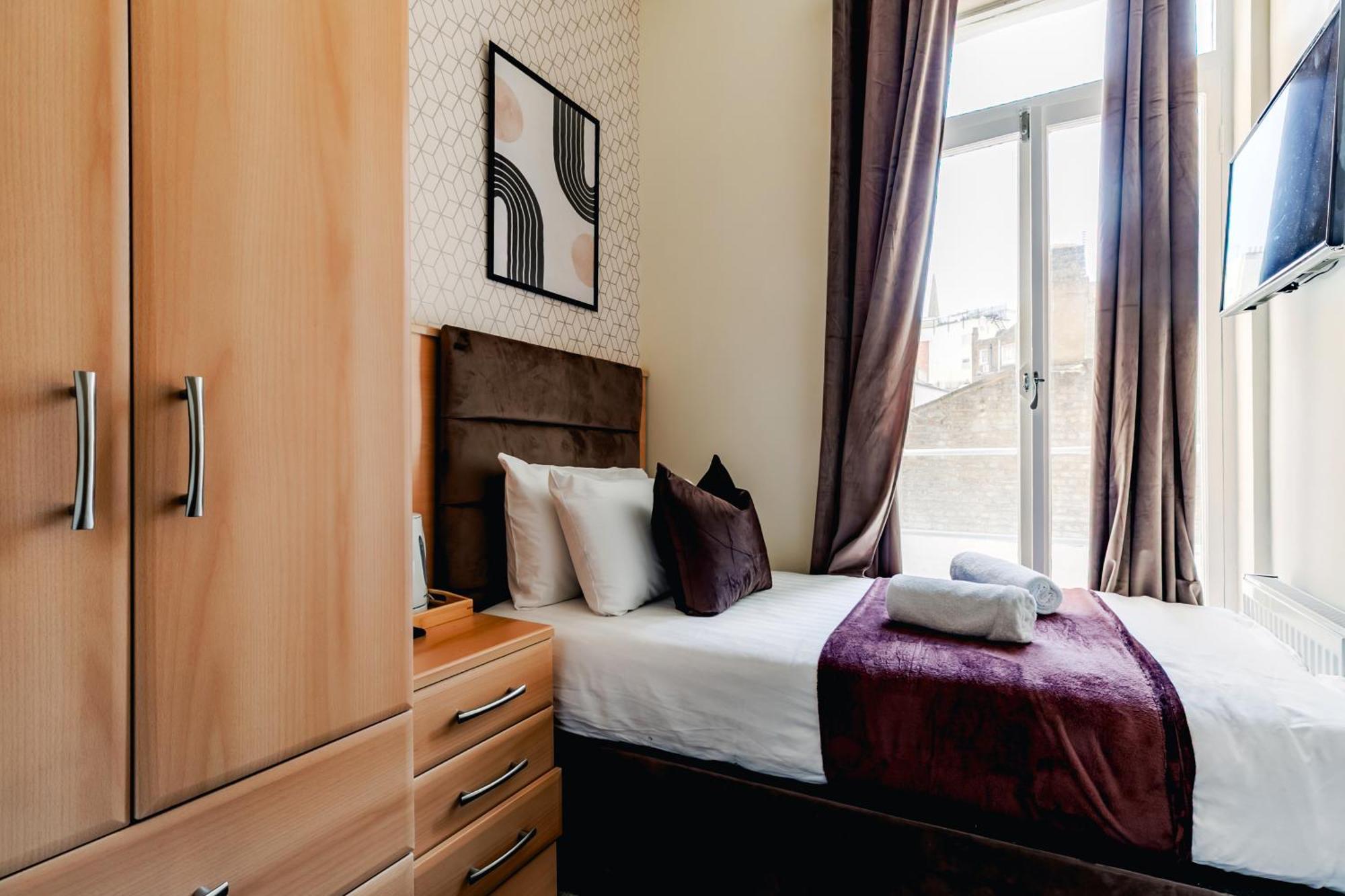 Mina Hotel Londres