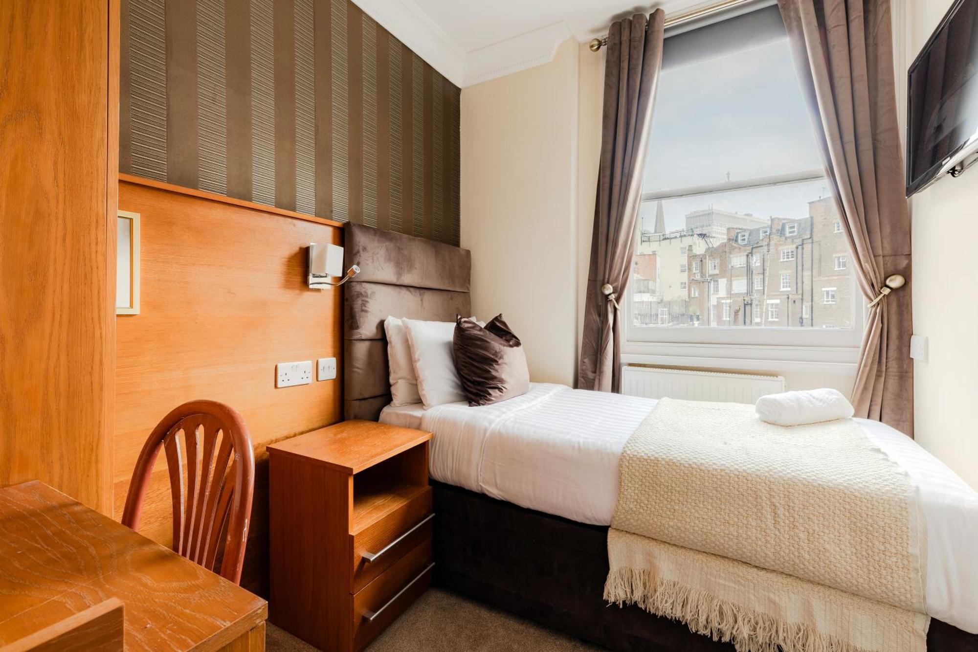 Mina Hotel London