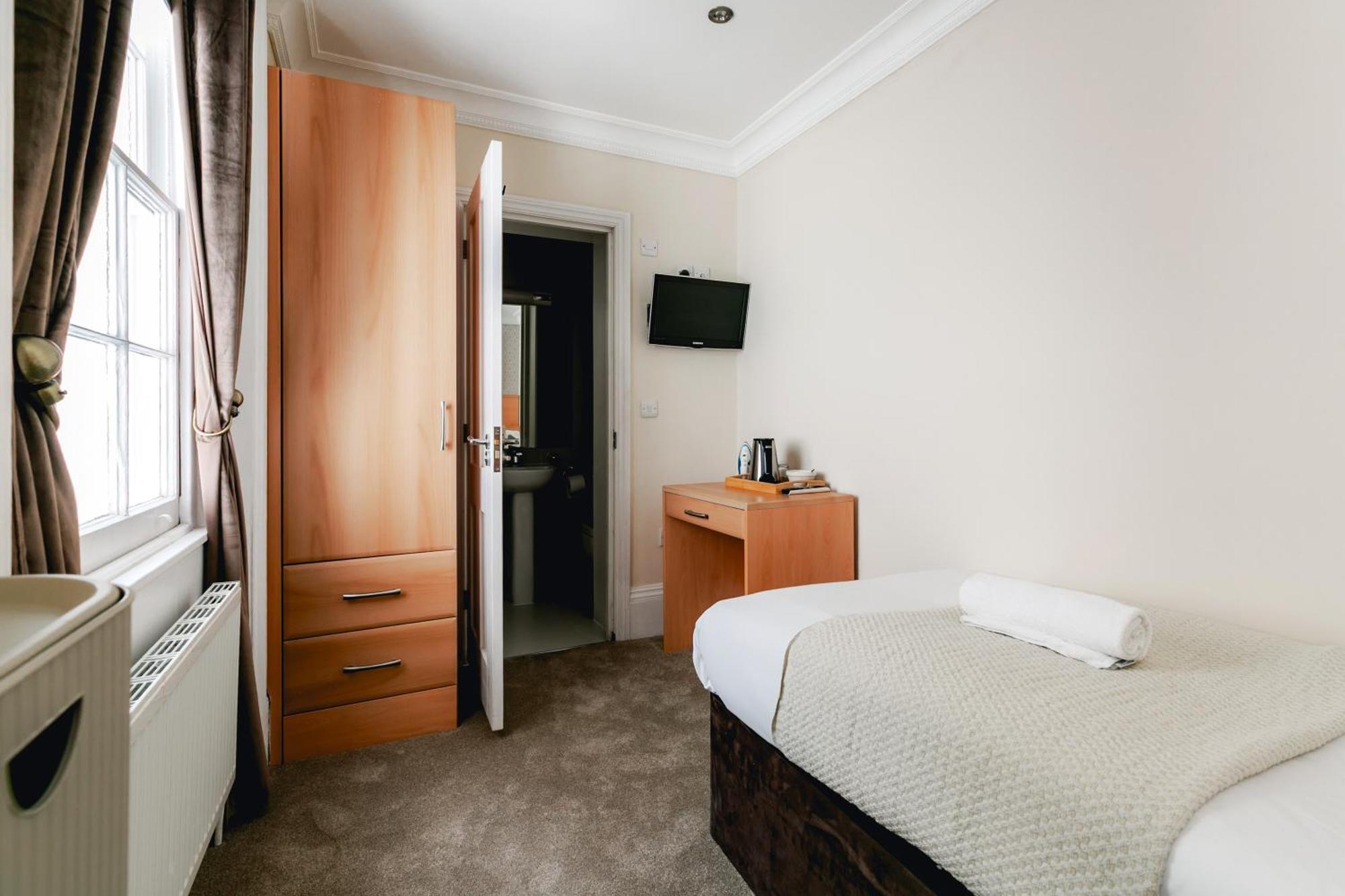 Hotel Mina Hotel 3*